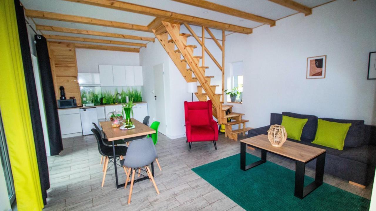Bryziowka B Villa Milkow  Ngoại thất bức ảnh